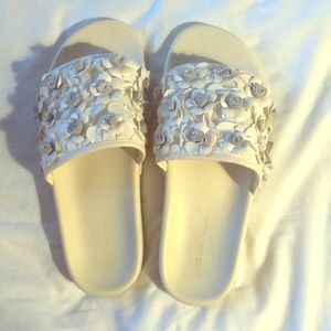 Alec les Filles Stella slides. Sz 8 new.